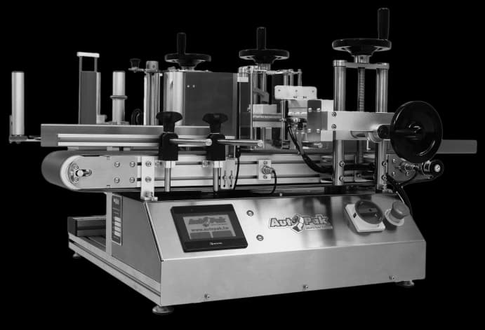 Compact labeling machine LR-XS2